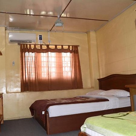 Yee Shin Guest House Hsipaw Exterior photo